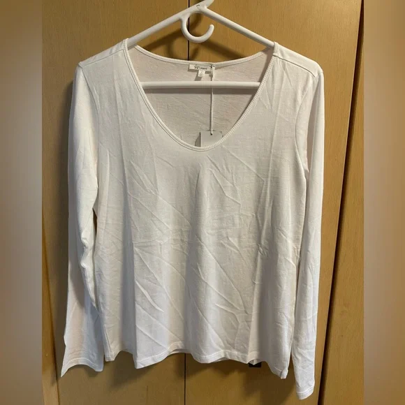 SKIN Worldwide White Long Sleeve Tee Shirt - NWT Size Small - Picture 1 of 6